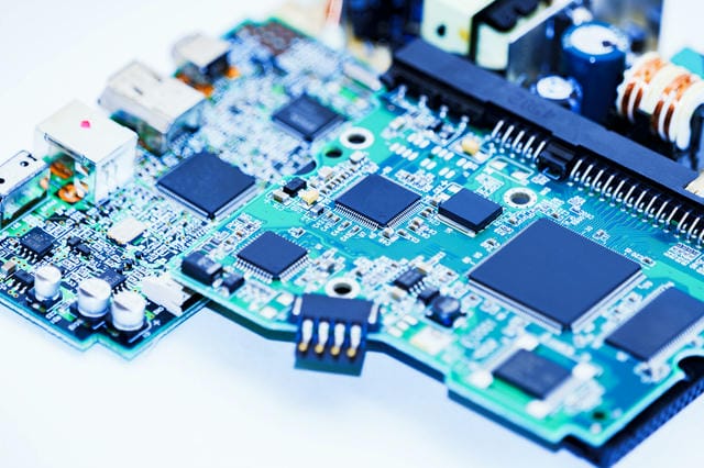 技術革新を支えるプリント基板の進化と未来を切り開く挑戦